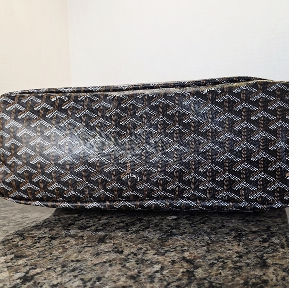 SALE!! Architectural Patterned Women's Tote Bag in Brown, Tan & White - Picture 4 of 9